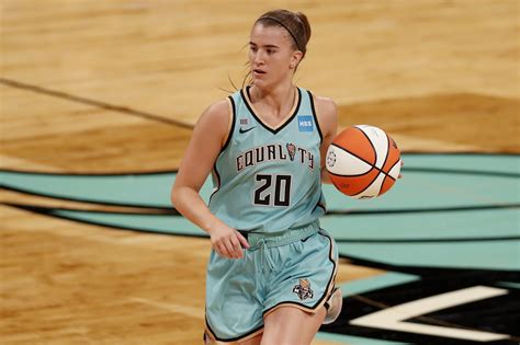 Ionescu leads New York against Los Angeles after 31-point game